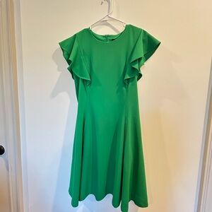 DKNY Elegant Green Formal Dress with Ruffle Detail